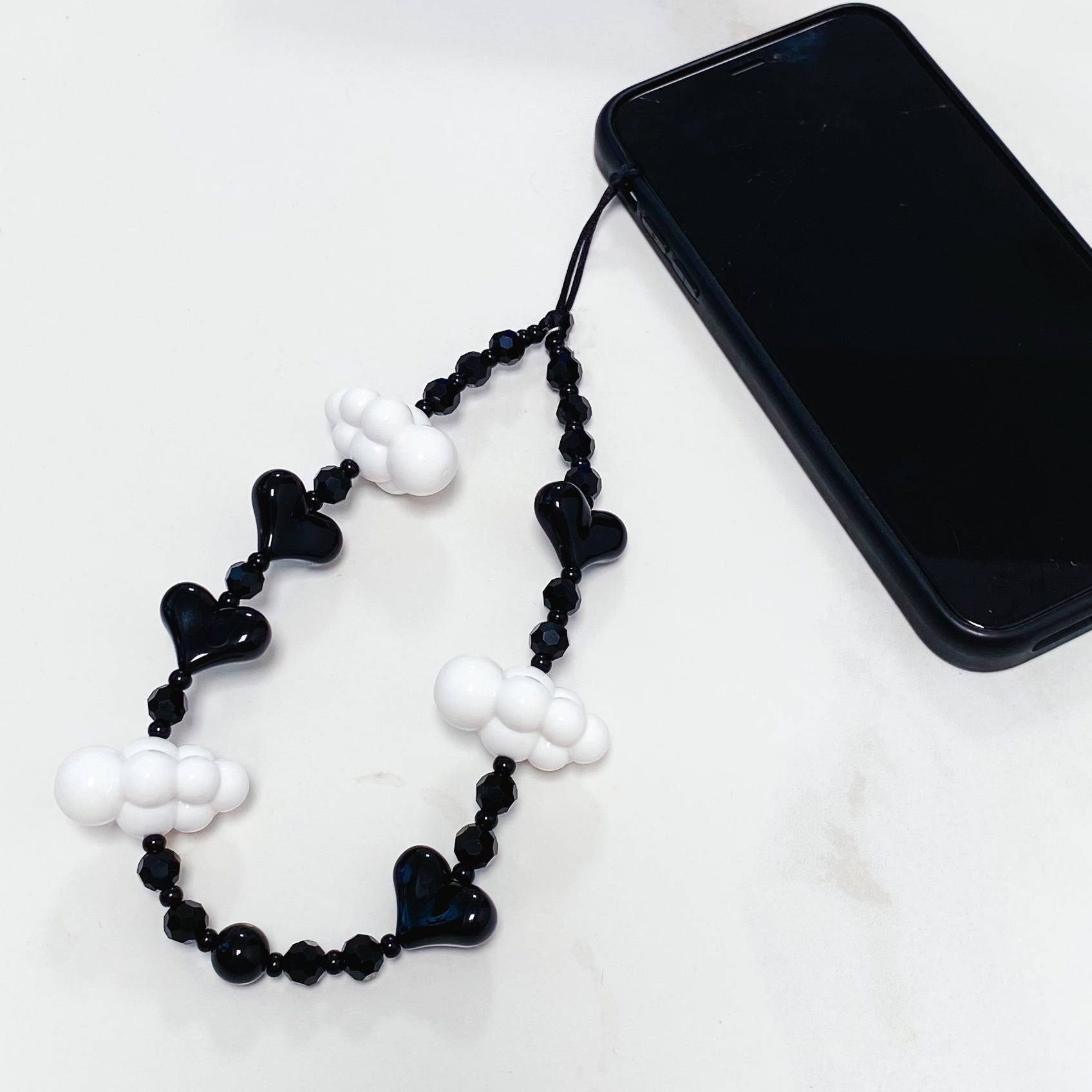 KKBEAD Dark Heart Phone Charm  - Phone Accessories Crochet ulasan dan harga